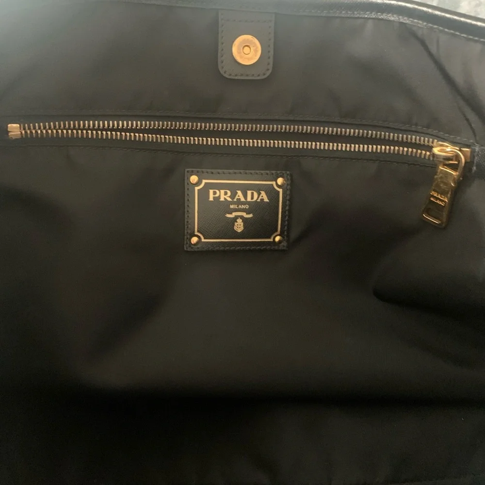 Prada black nylon tote with dust bag - Picture 13 of 16